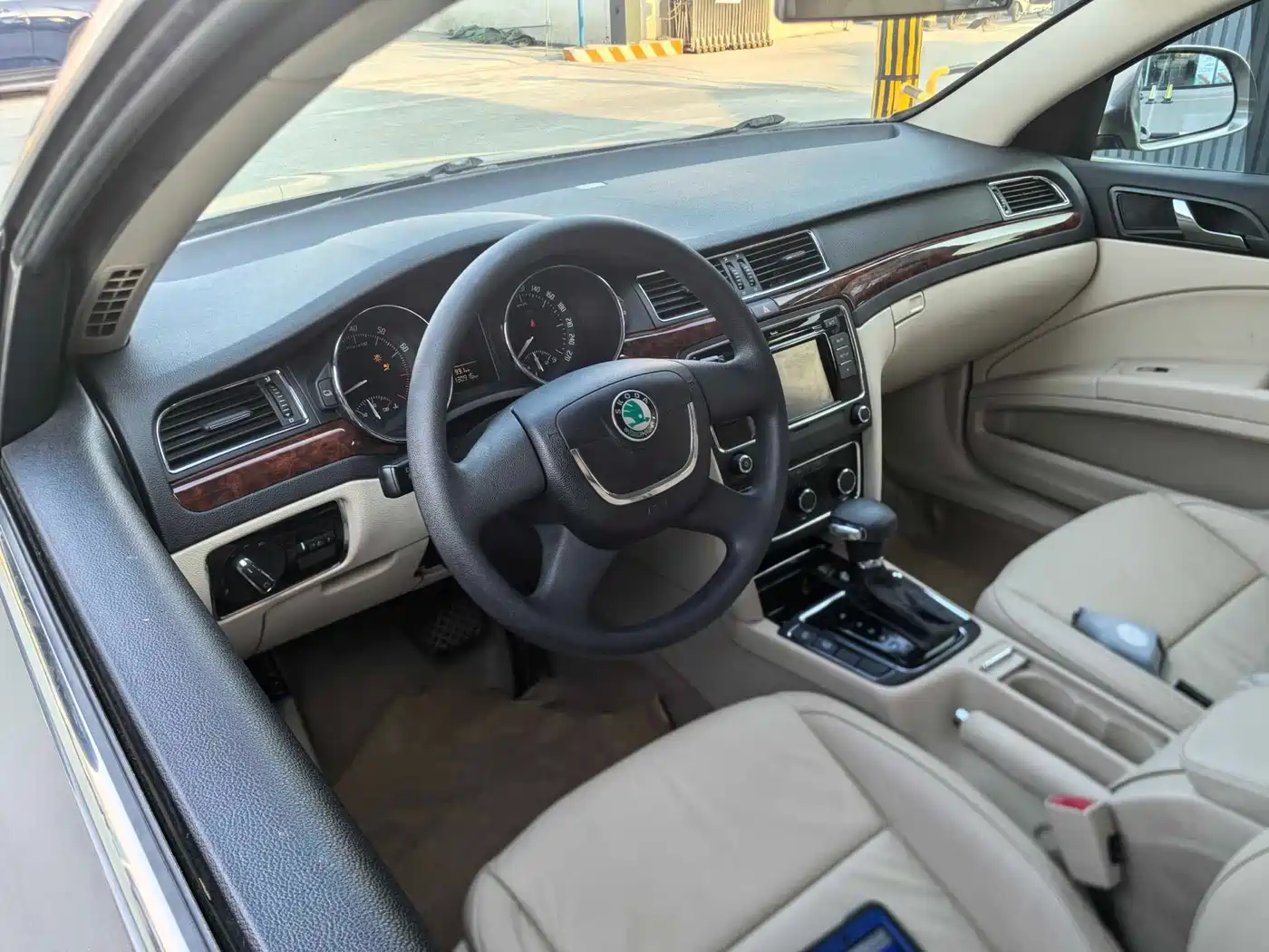 Škoda Superb 2009 1.8TSI Automatic Elegance фото 10