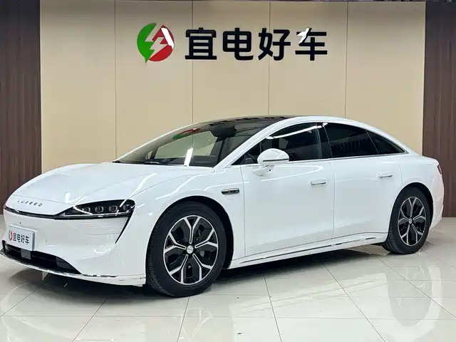 AITO WISDOM WORLD S7