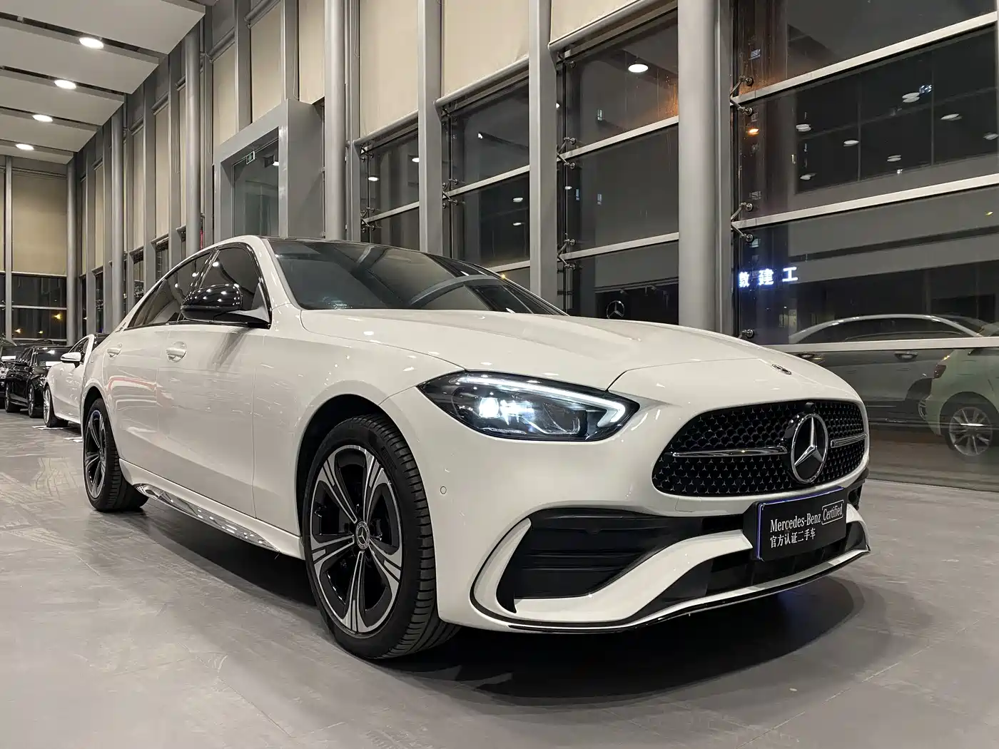 Mercedes-Benz C-Class 2022 Facelift C 260 L Night Edition Sport фото 3