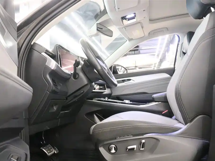 Volkswagen Talagon 2023 380TSI 4WD R-Line Touring Edition фото 14