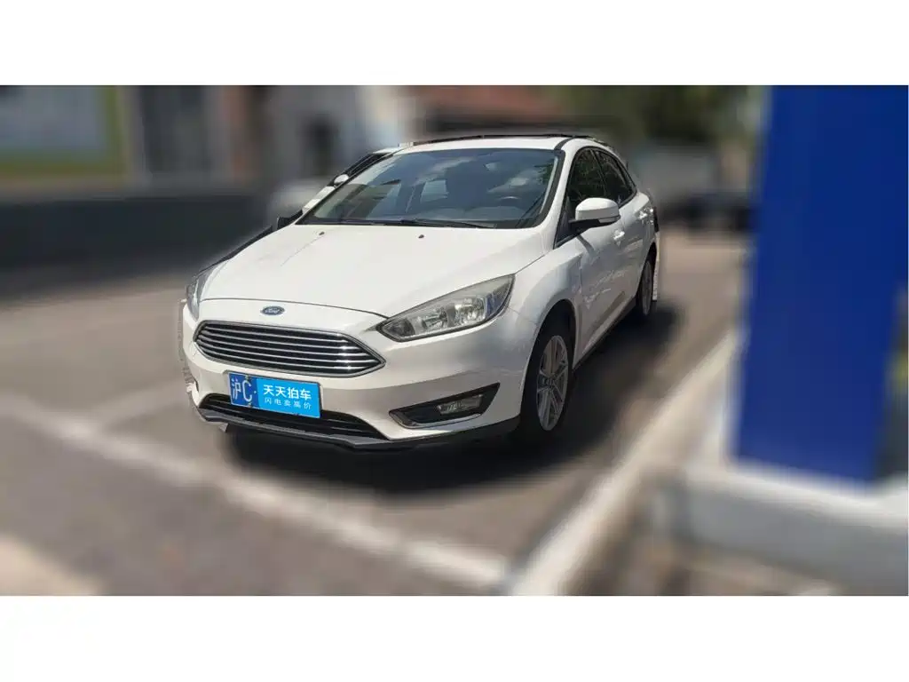 Фото 1 - Ford Focus