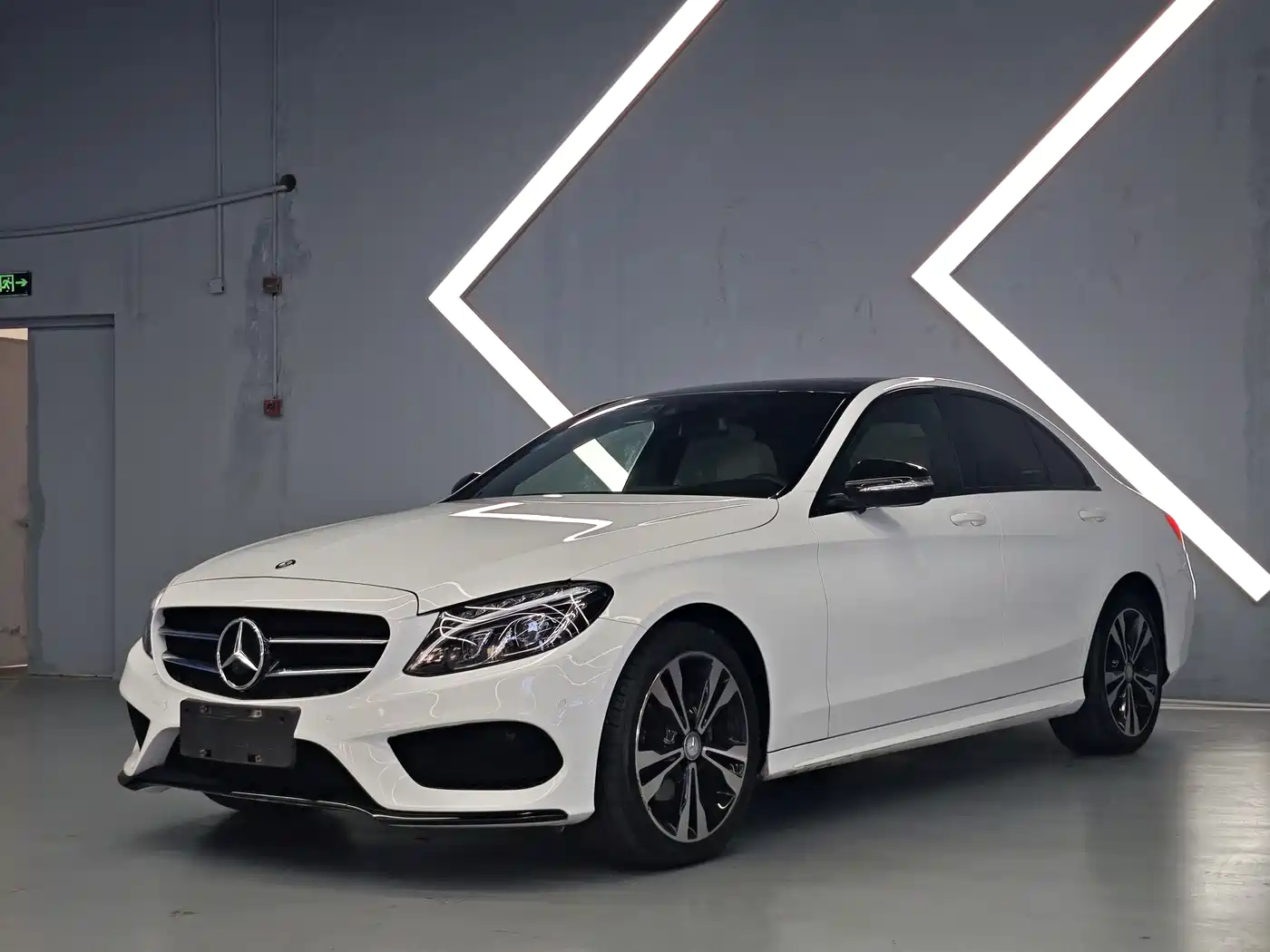 Mercedes-Benz C-Class 2015 C 200 Sport Edition 4MATIC