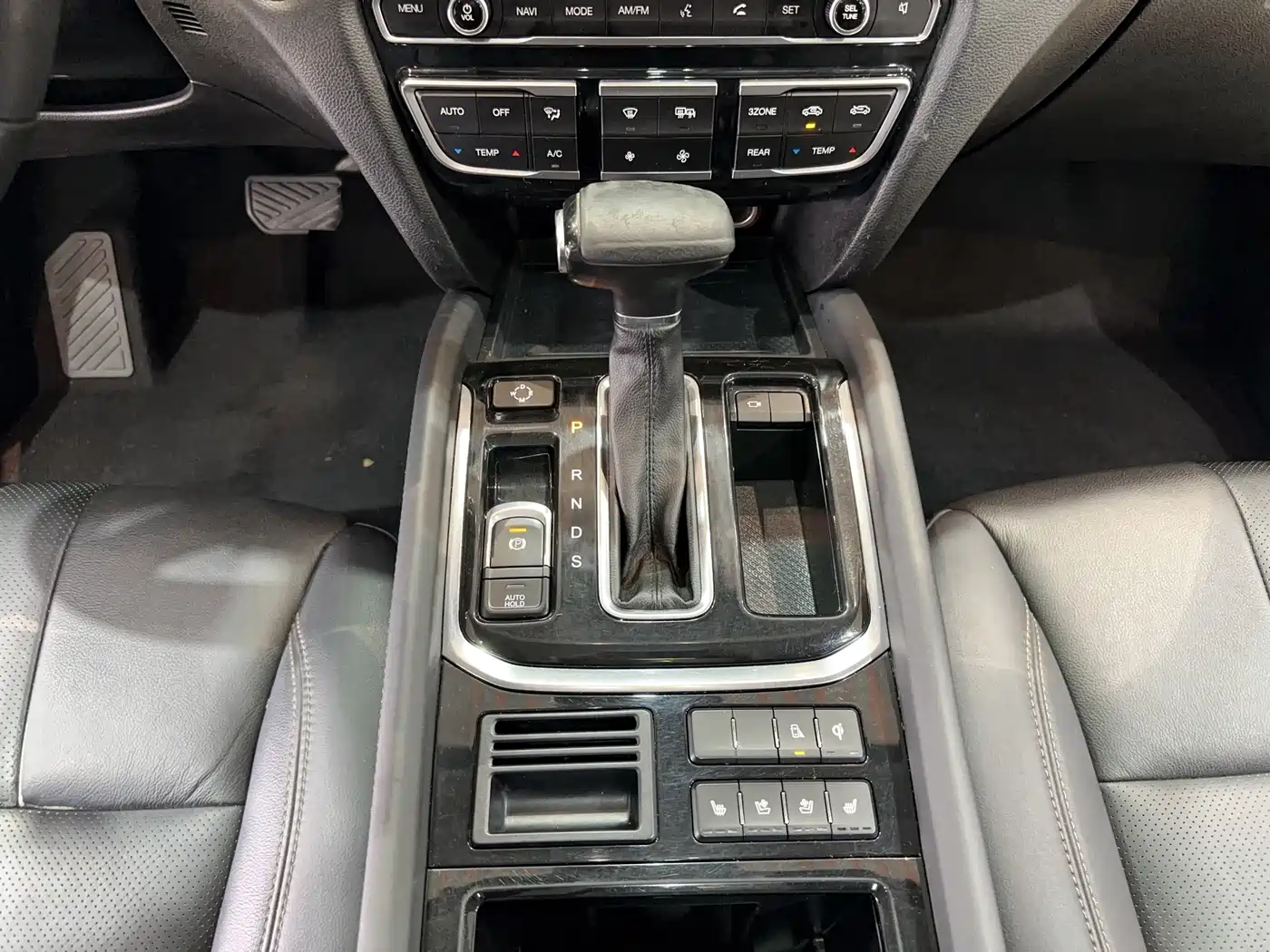 GAC Trumpchi Trumpchi GS8 2017 320T 2WD Luxury Smart Connect (7-seater) фото 7