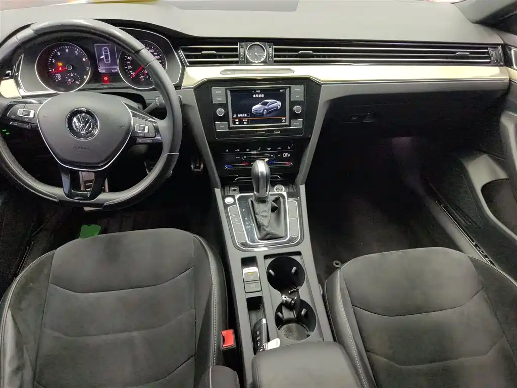 Volkswagen FAW-Volkswagen CC 2020 330TSI Elegance Version China VI фото 10