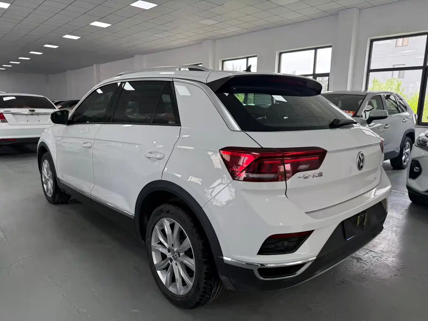 Фото 7 - Volkswagen T-ROC