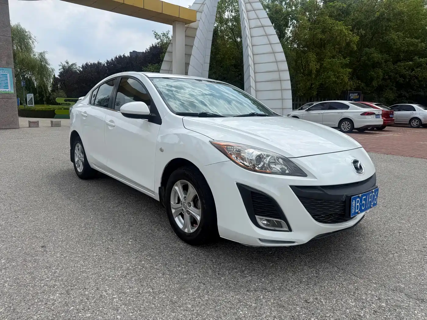 Mazda Mazda3 Axela 2012 2011 Sedan 1.6L Automatic Elite