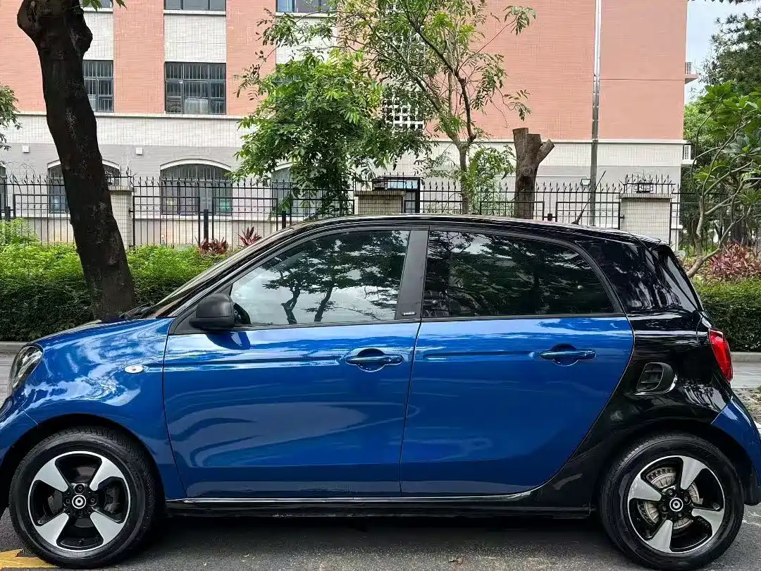 smart forfour 2018 2018 1.0L 52kW Passion Edition