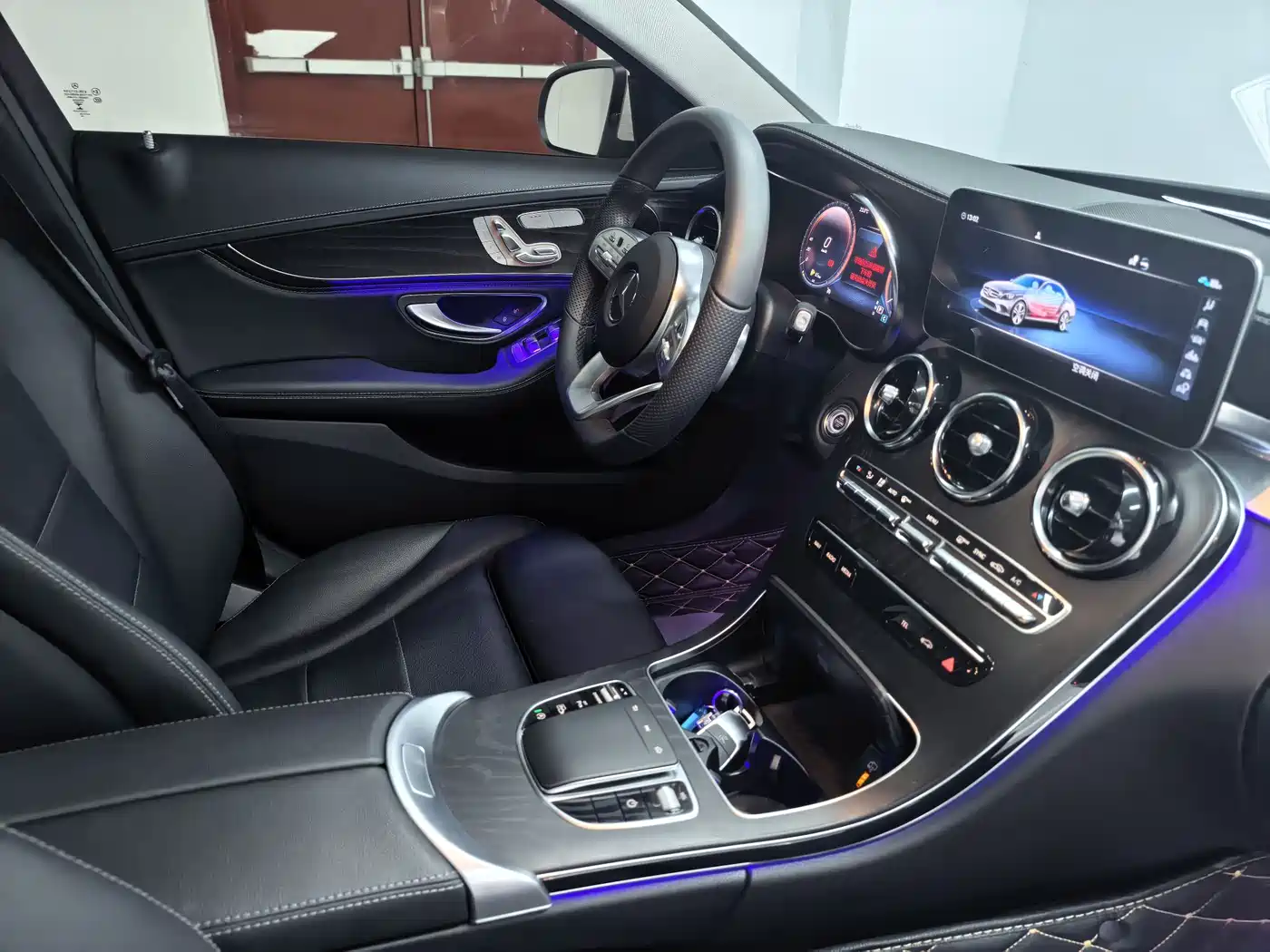 Mercedes-Benz C-Class 2017 Facelift C 200 Sport Edition фото 6