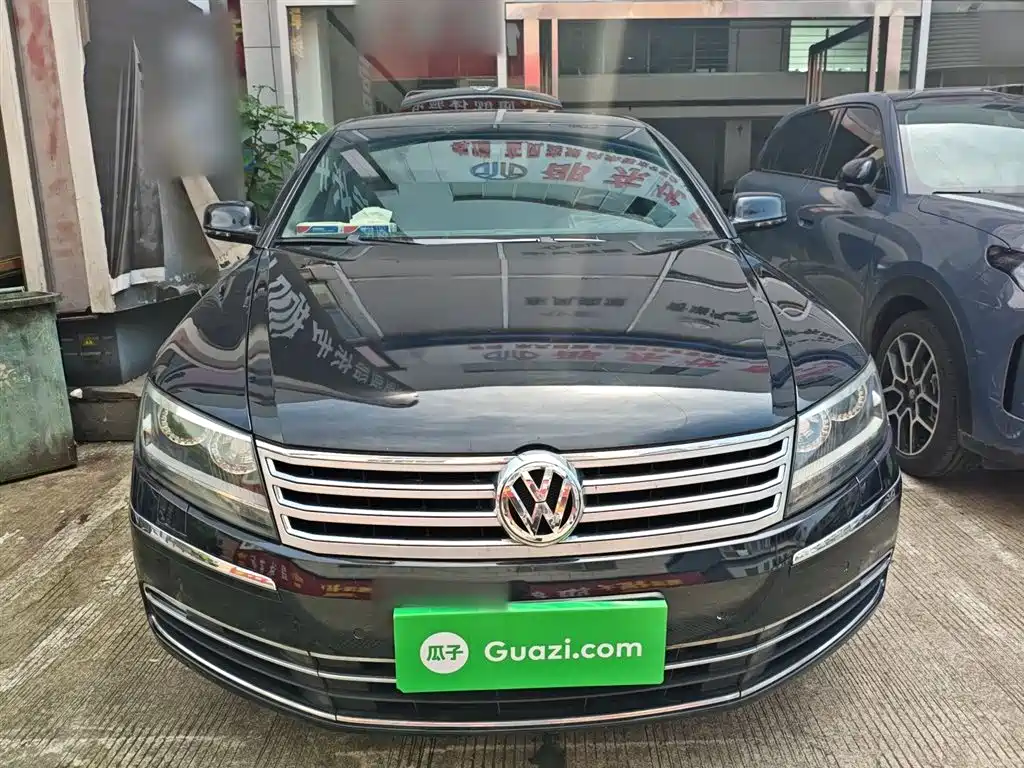 Volkswagen Phaeton 2015 Model 3.0L Exclusive Edition фото 3