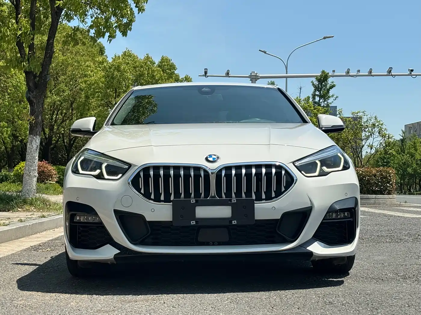 BMW 2 Series (Import) 2023 225i 4-Door Coupe M Sport Package фото 4