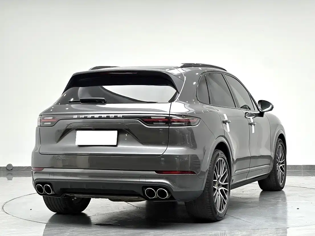 Фото 6 - Porsche Cayenne