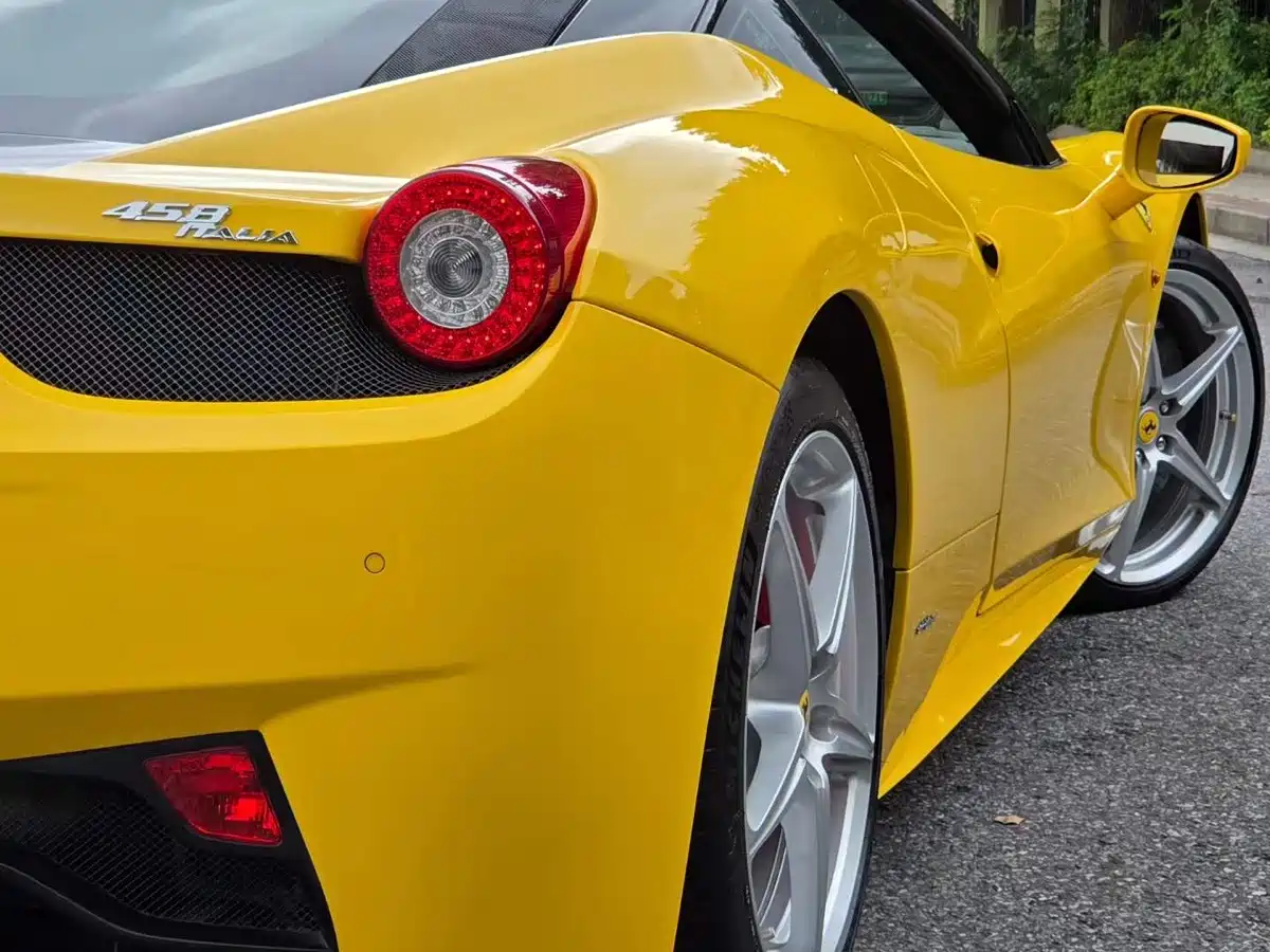 Ferrari 458 2014 2011 4.5L Italia