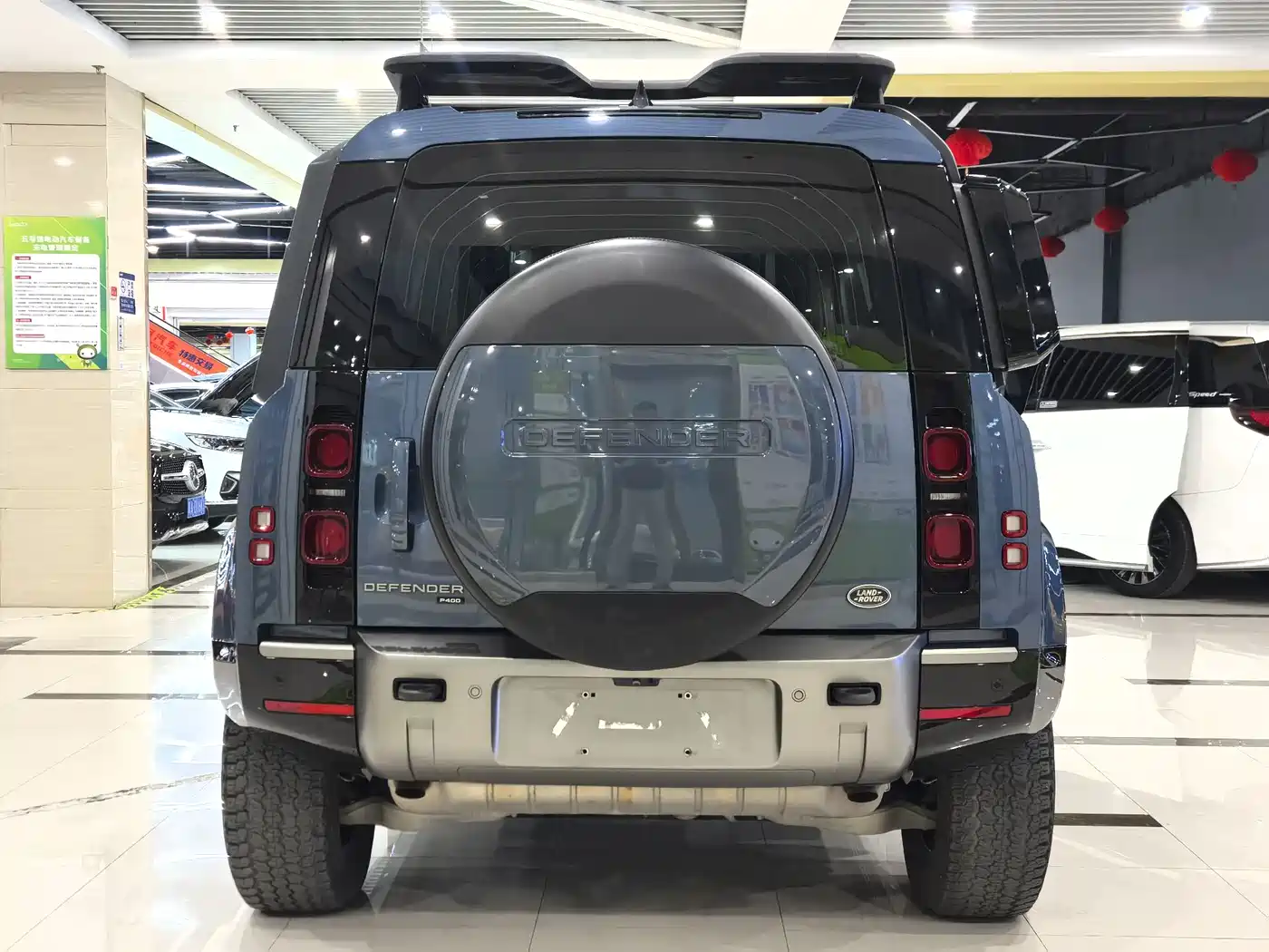 Land Rover Defender 2021 90 P400 X-DYNAMIC S фото 3