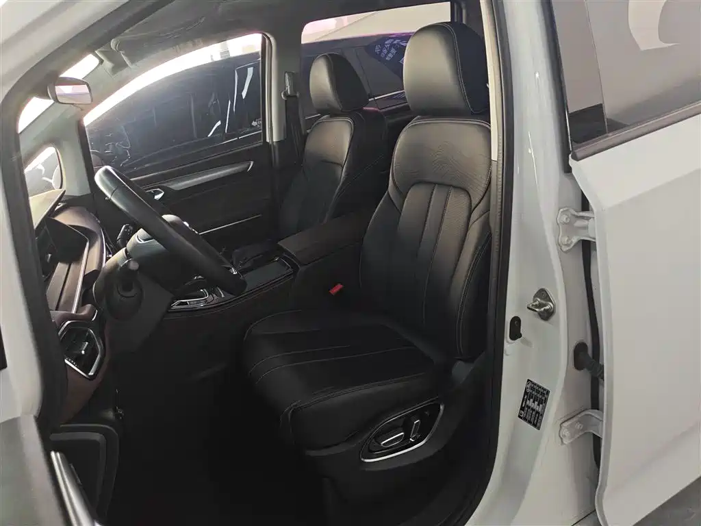 GAC Trumpchi Trumpchi M6 2023 PRO 270T DCT Luxury Edition фото 15