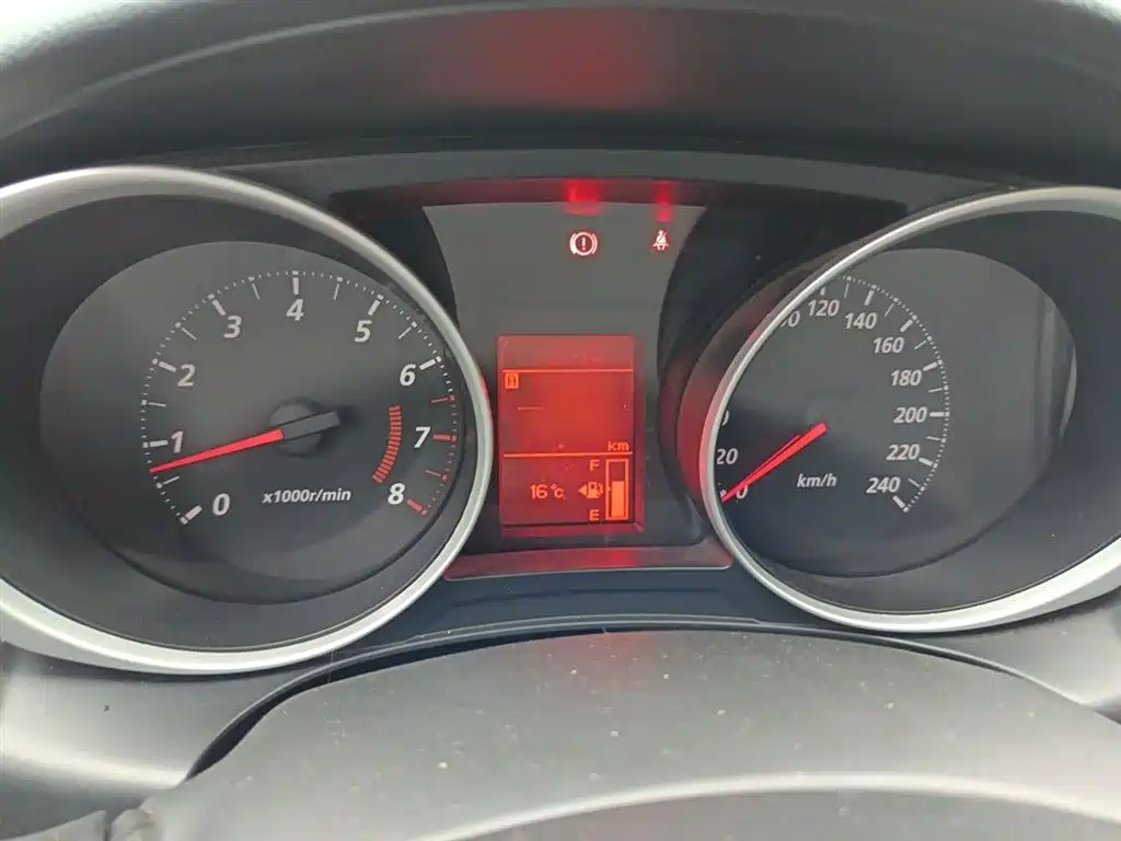 Mitsubishi ASX 2013 2.0L Manual 2WD Comfort фото 4