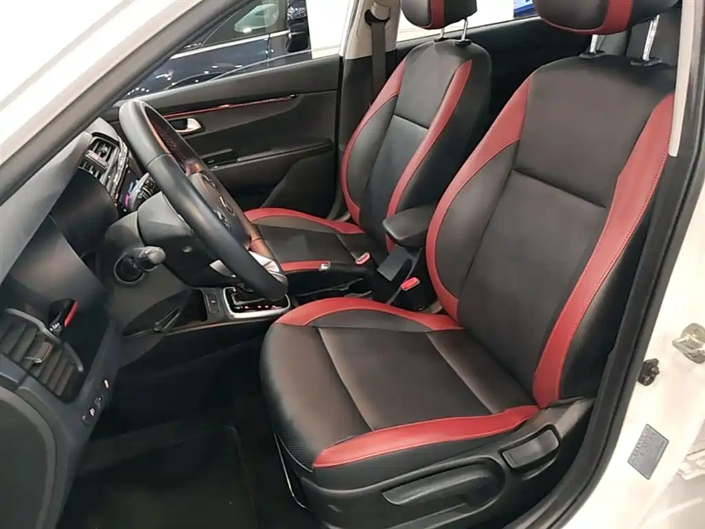 Kia KX CROSS 2019 1.6L Automatic Smart Sunroof Edition China VI фото 15