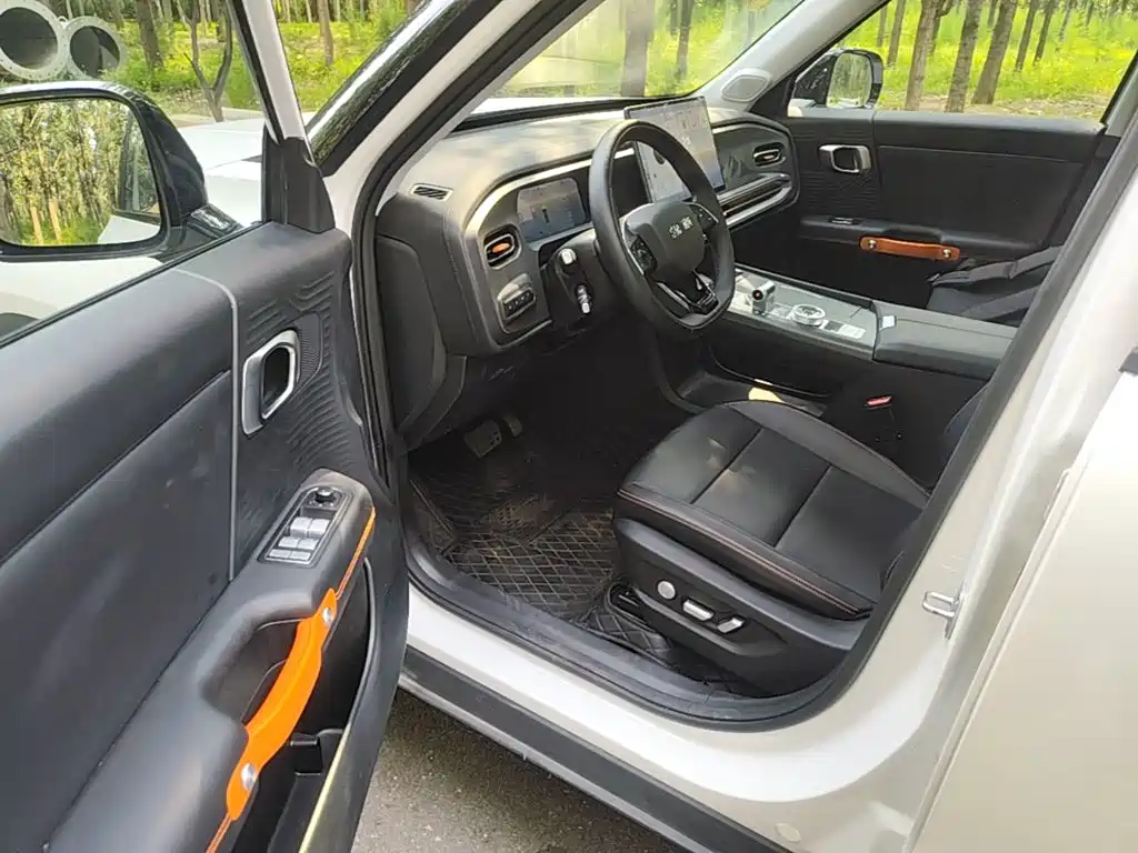BAIC ORV Beijing Off-Road BJ30 2026 2026 Traveller 1.5T Hybrid Advanced Edition