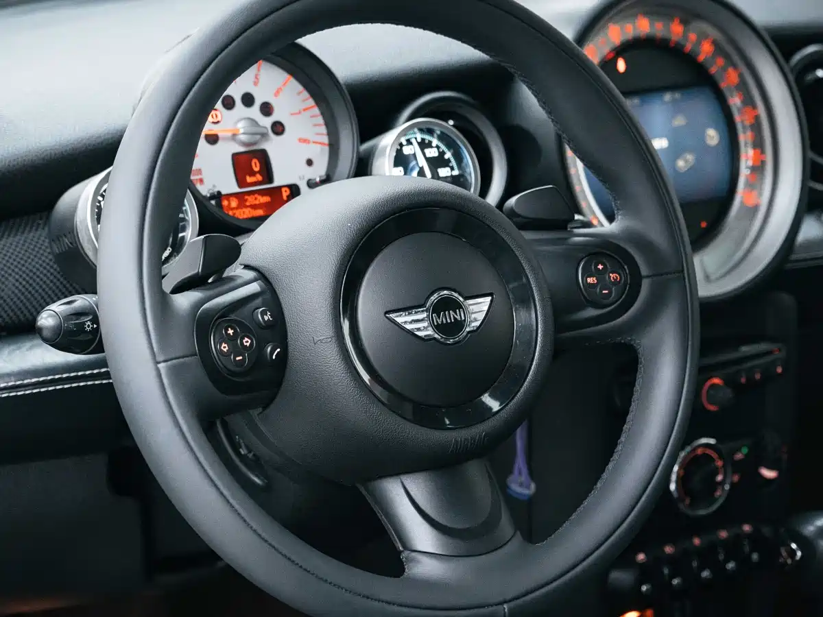 MINI CLUBMAN 2013 2012 1.6T COOPER S Fun