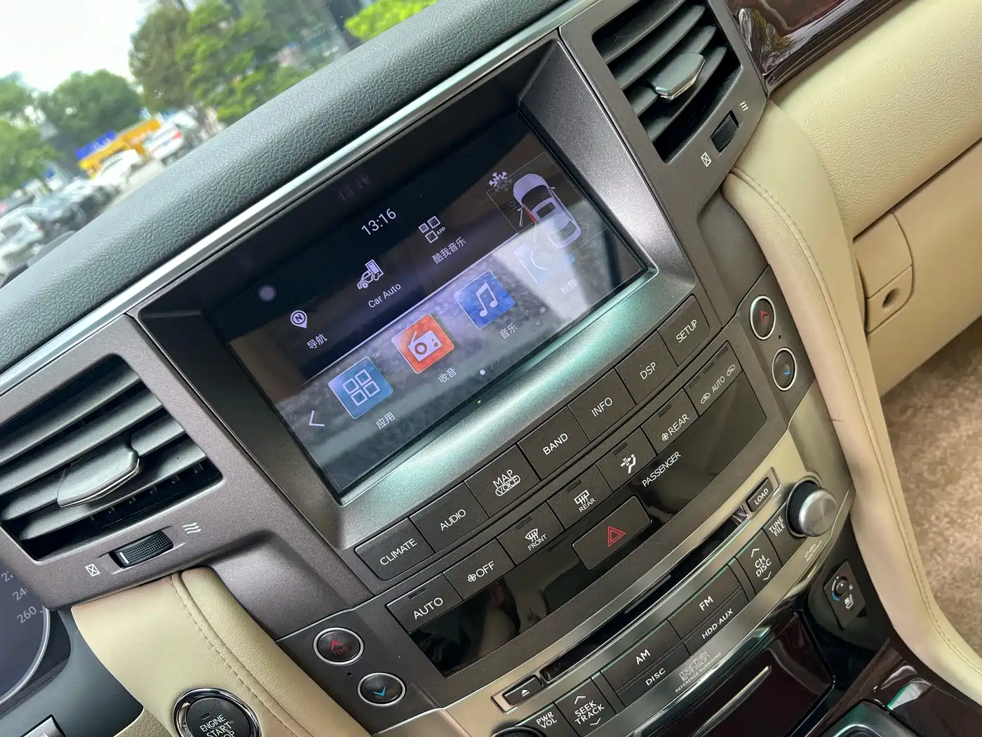Lexus LX 2011 2009 570