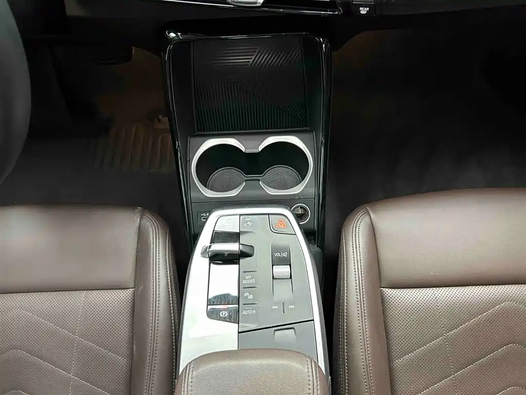 BMW X1 2023 sDrive20Li X Design Package фото 5