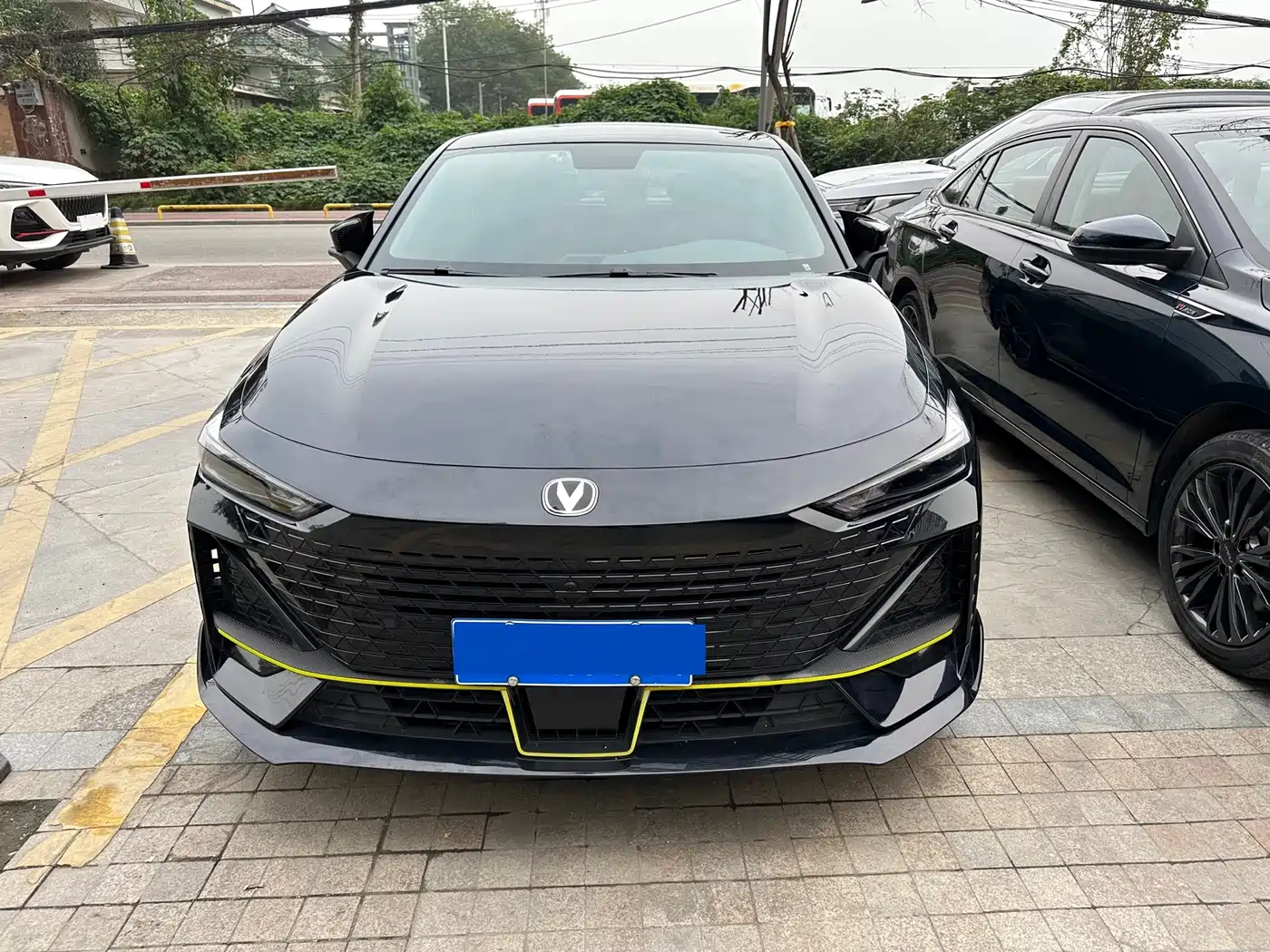 CHANGAN UNI-V