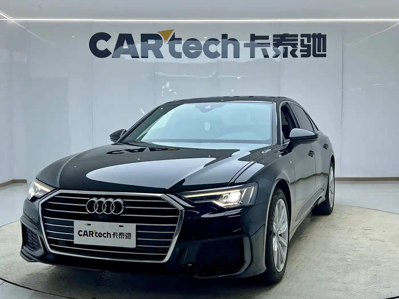 Audi A6L 2021 45 TFSI Exclusive Sport