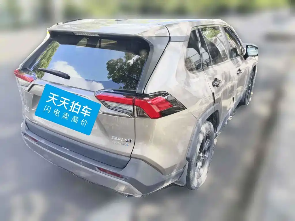 Toyota RAV4, миниатюра 5