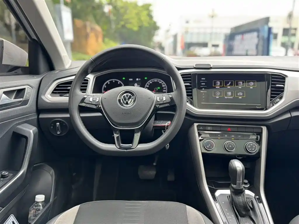 Volkswagen T-ROC 2021 Facelift 280TSI DSG 2WD Elite Smart Connect Edition фото 3