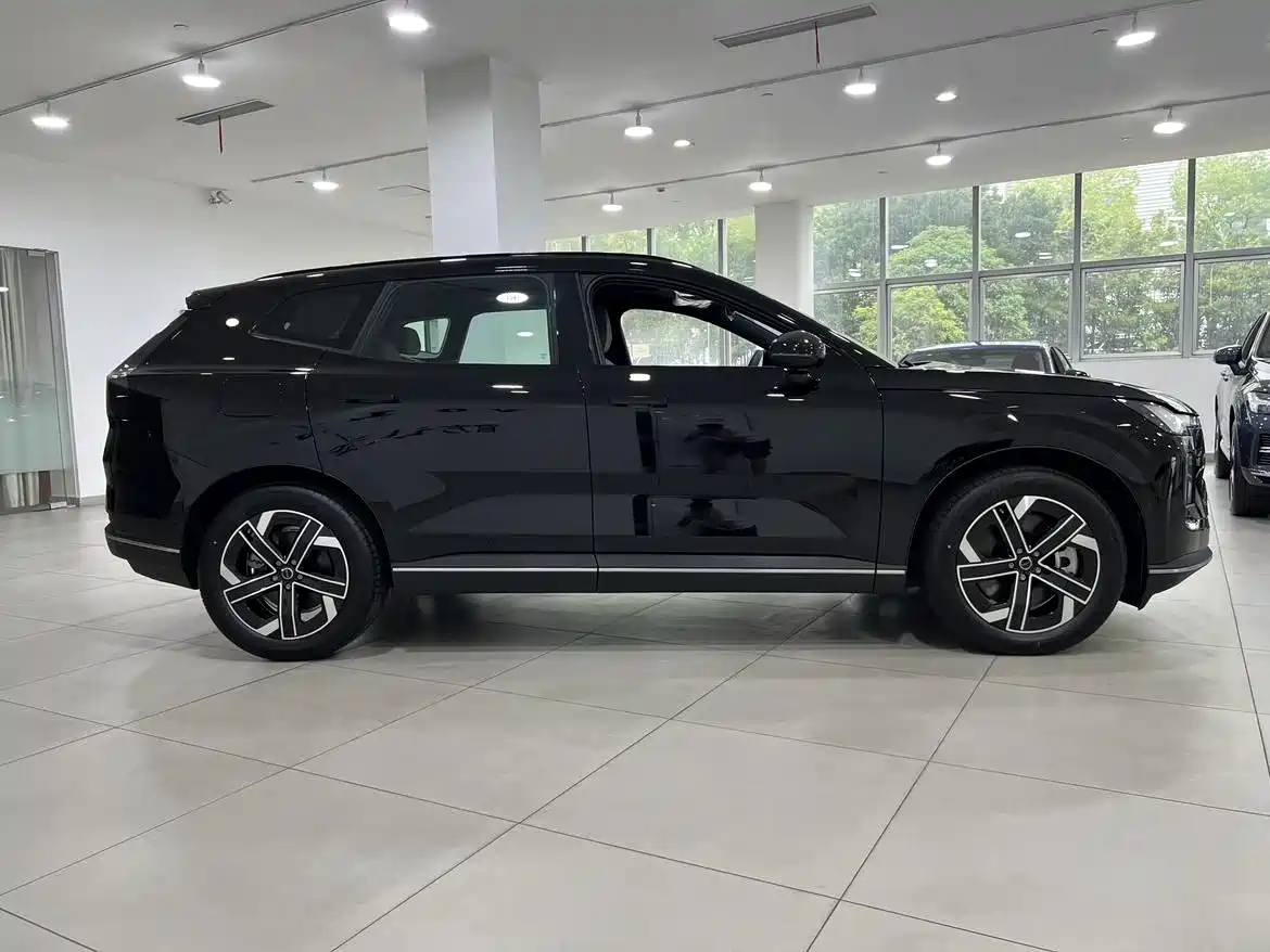 Volvo XC70 Plug-in Hybrid 2026 2026 AWD Extended Range Core