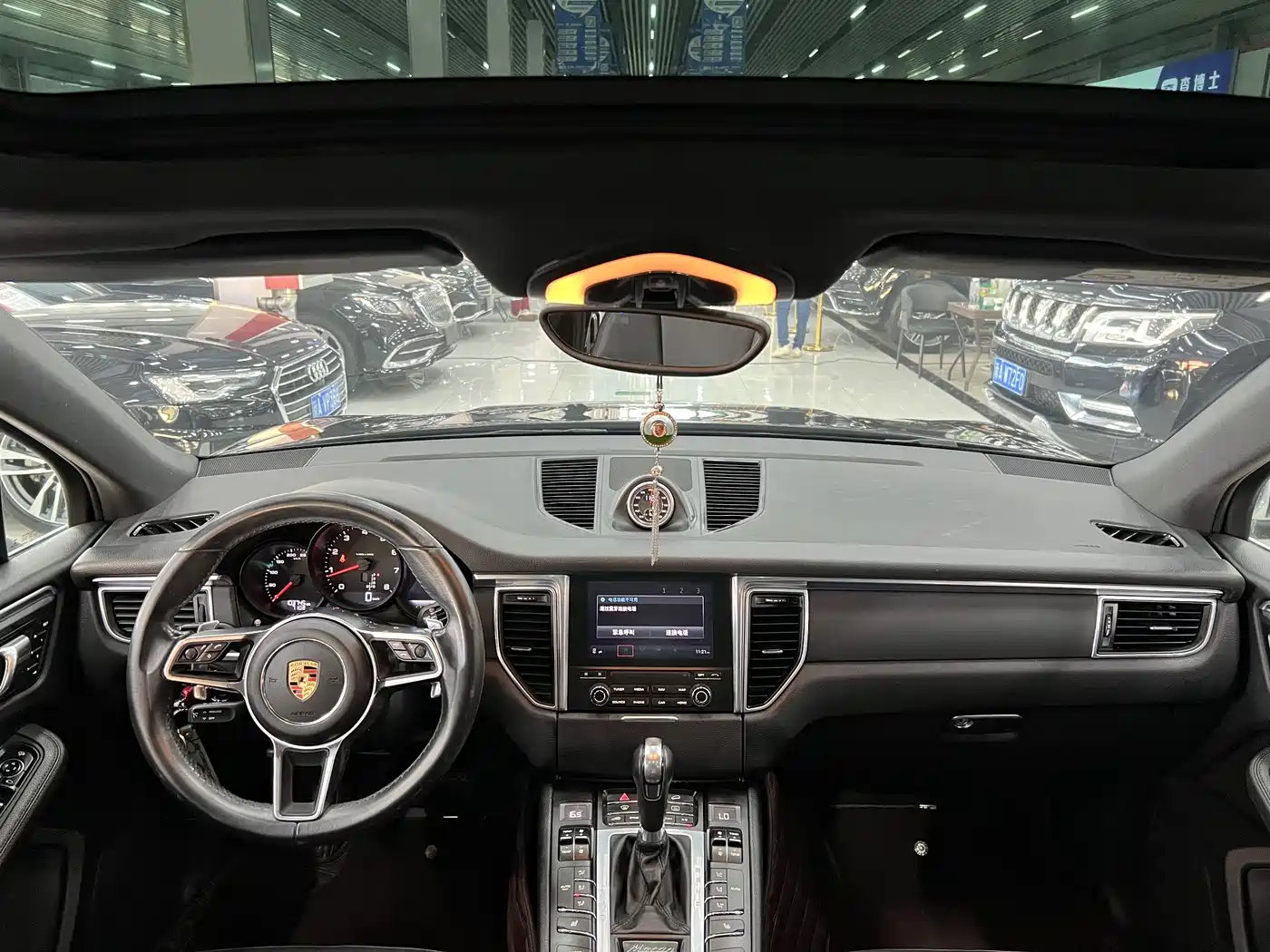 Porsche Macan 2017 Macan 2.0T фото 5