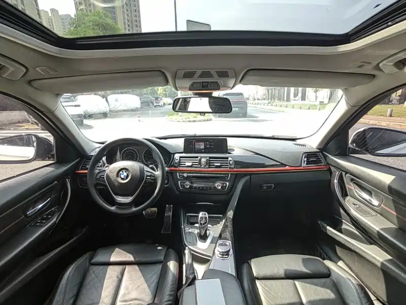 BMW 3 Series 2014 320i Sport Design Package фото 5