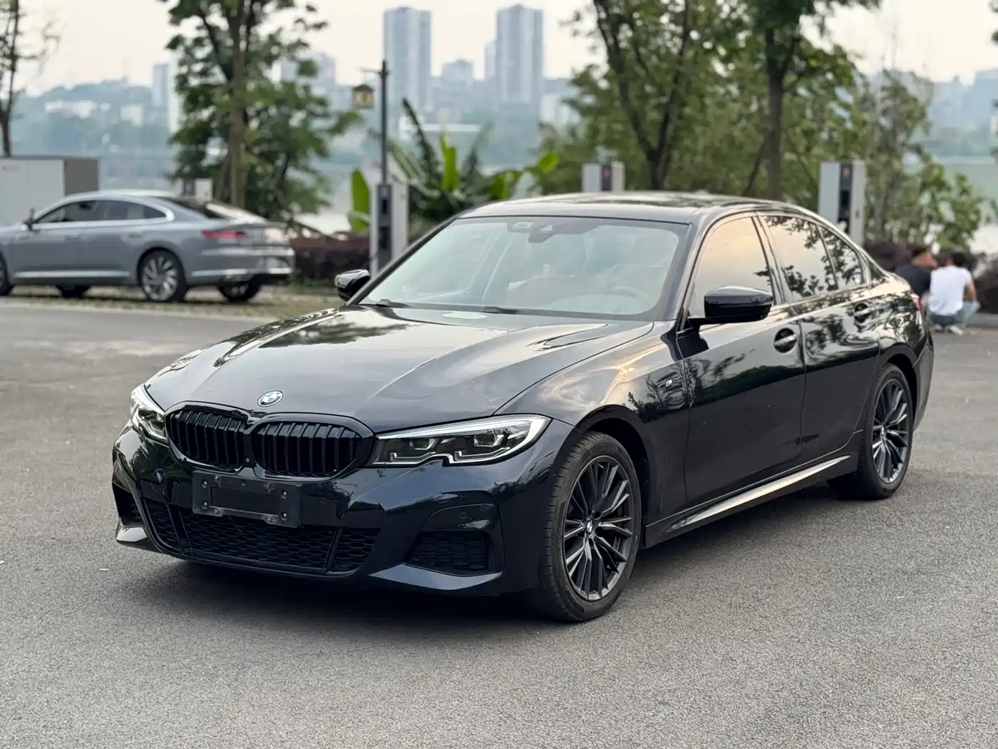 BMW 3 Series 2021 325i M Sport Night Edition