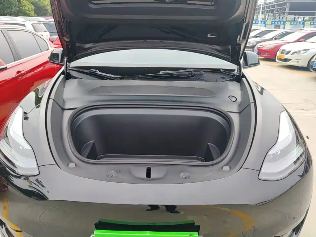 Photo 20 - Tesla Model Y