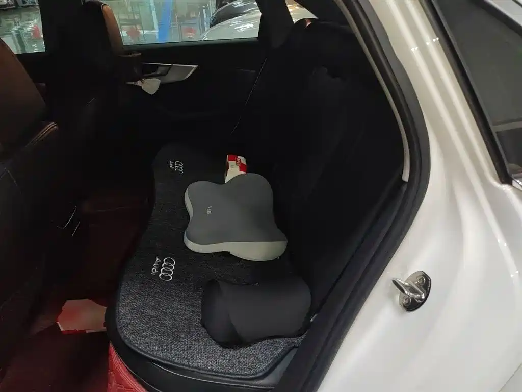 Audi A4L 2019 40 TFSI Fashion (China V) фото 17