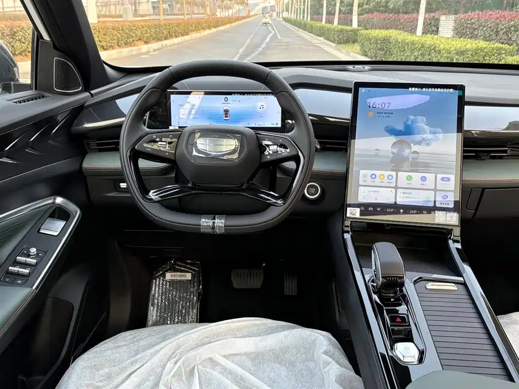 Geely Boyue 2026 2024 1.5TD Smart Connect+