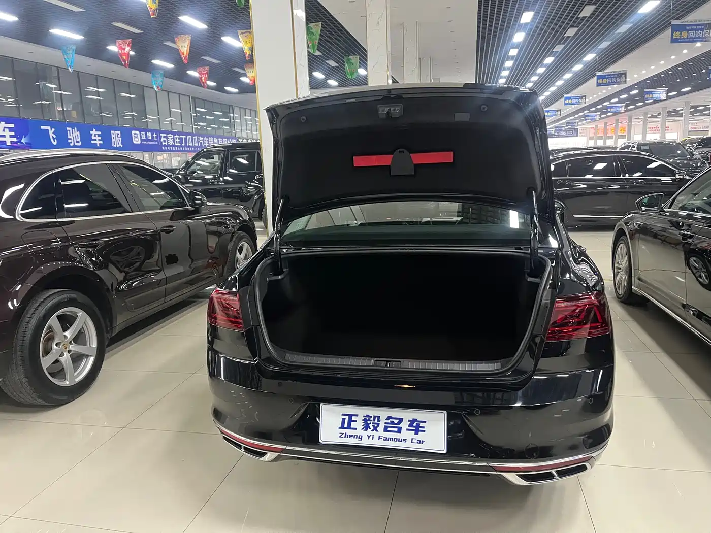 Volkswagen Magotan 2023 2 Million Units Commemorative Edition 280TSI DSG Comfort фото 16
