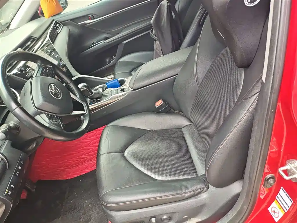 Toyota Camry 2018 2.5G Luxury Edition фото 15