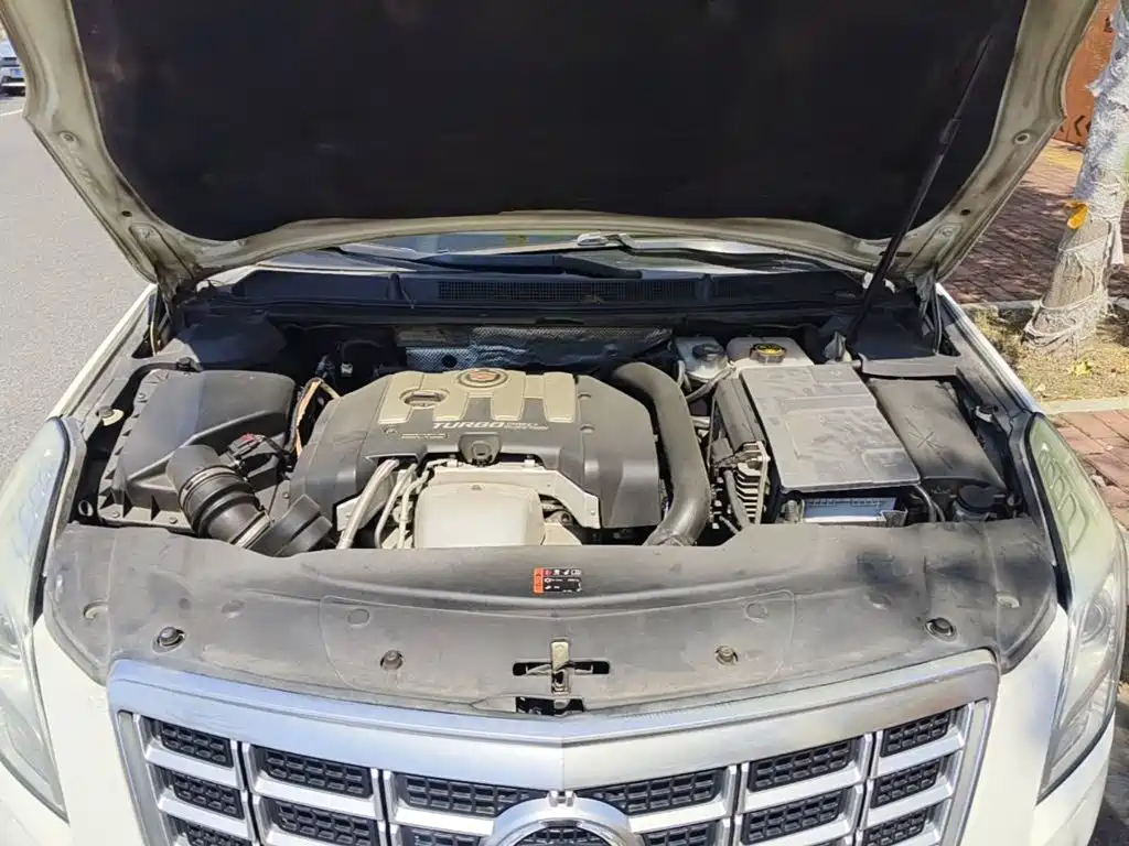 Photo 9 - Cadillac XTS