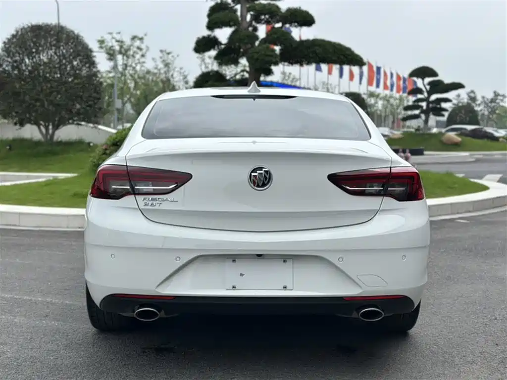 Buick Regal 2019 28T Premium China VI фото 7