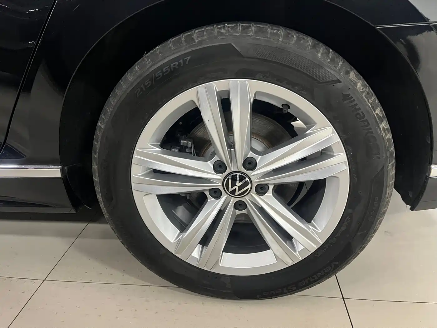 Volkswagen Magotan 2023 2 Million Units Commemorative Edition 280TSI DSG Comfort фото 4