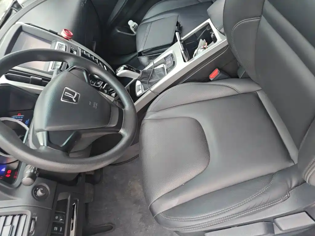 Luxgen U6 SUV 2016 2016 1.8T Fashion Value