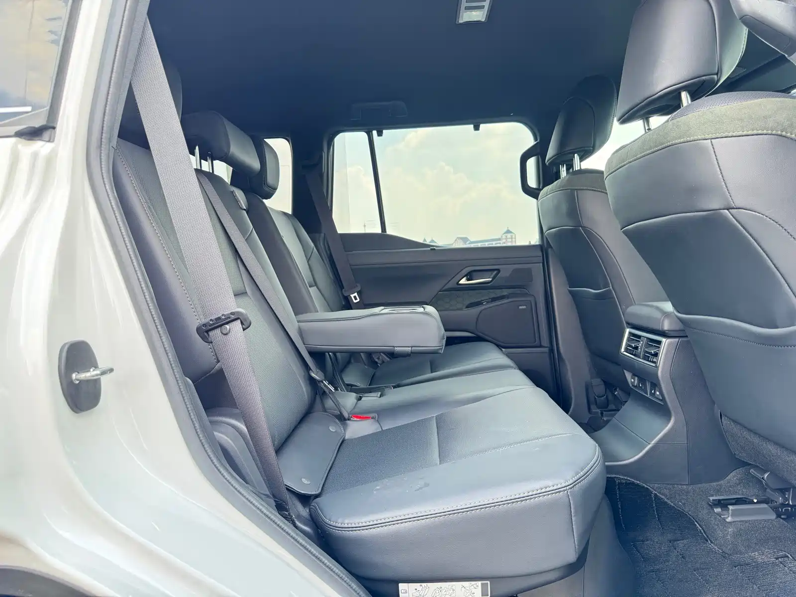 صورة 17 - Lexus GX
