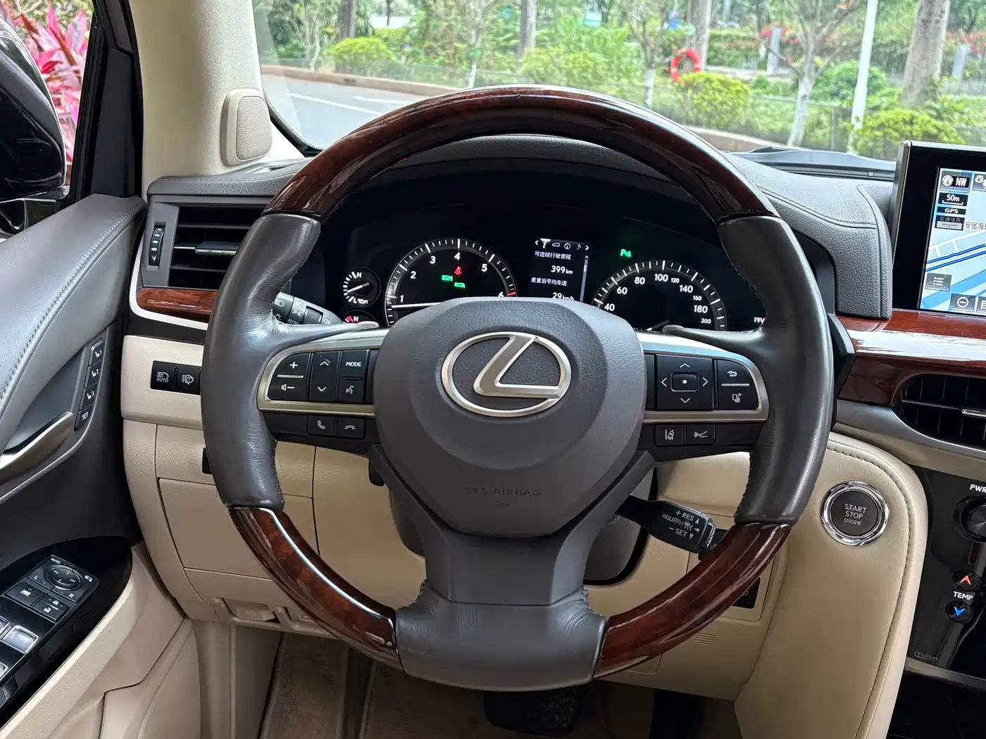 Lexus LX 2016 570 Luxury Premium Edition фото 21