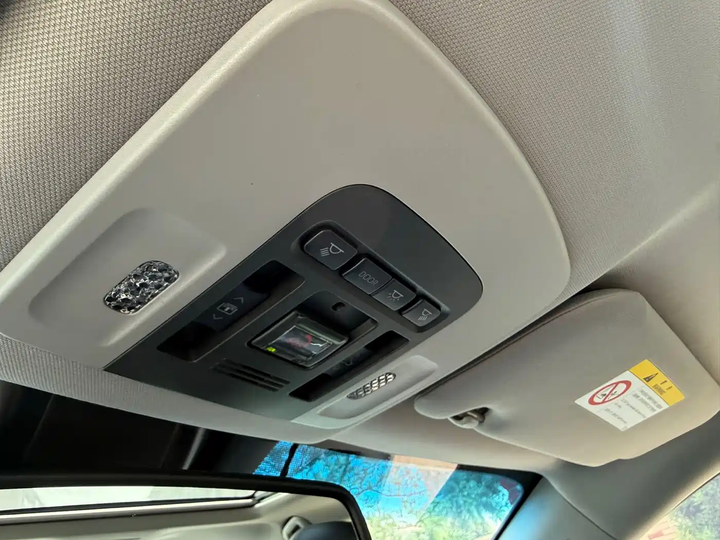 Toyota Camry 2021 2.5G Luxury Edition фото 17