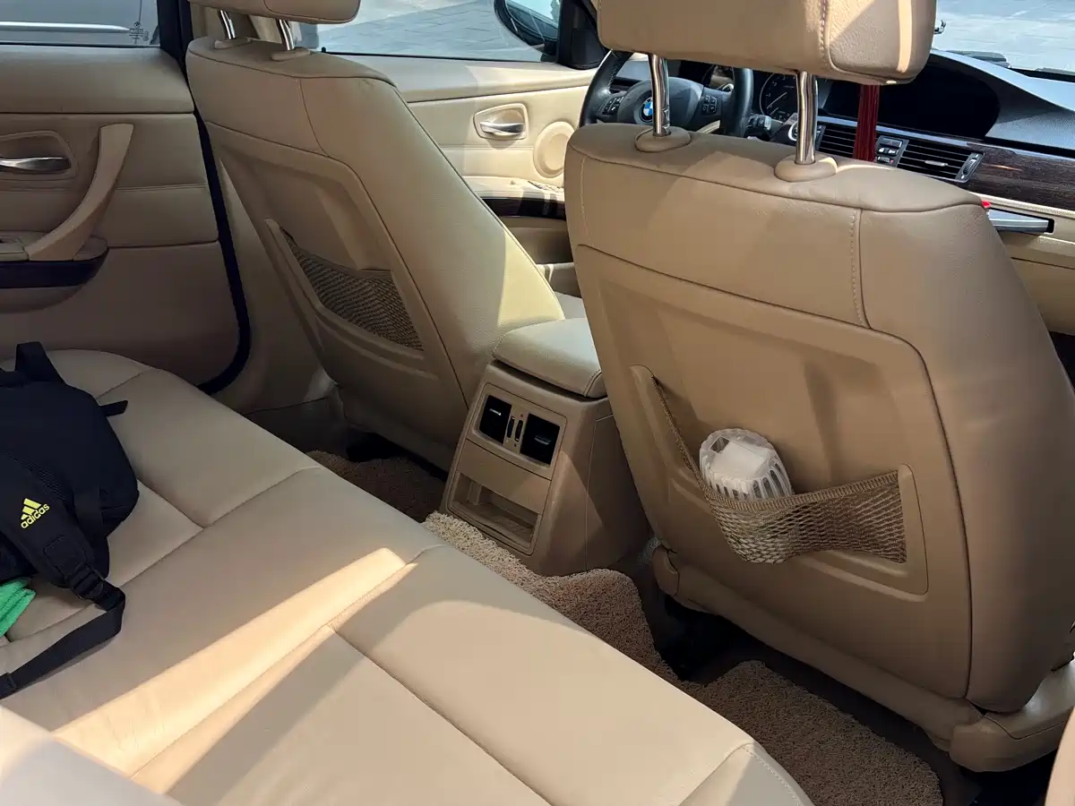 BMW 3 Series 2012 325i Luxury фото 6