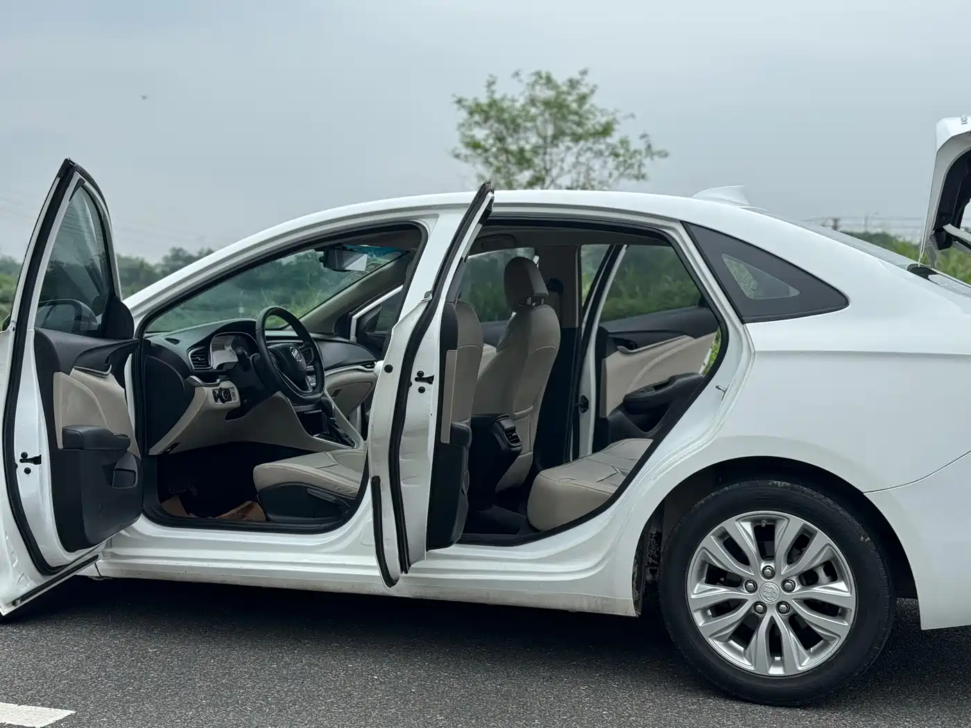 Buick Excelle 2019 15T DCT Connected Elite (China V) фото 25