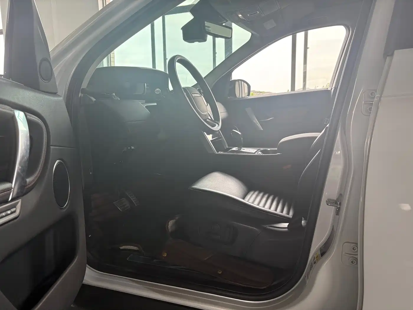 Land Rover Discovery Sport 2020 249PS R-Dynamic Performance Tech 5-seater фото 5