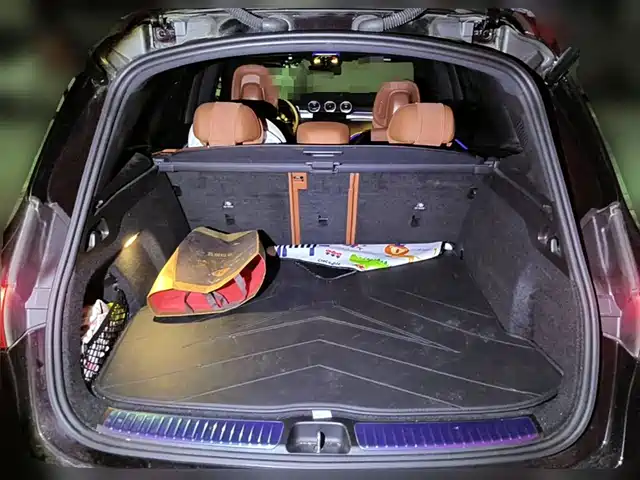 Mercedes-Benz GLC 2025 Model Year GLC 260 L 4MATIC Luxury — фото 5