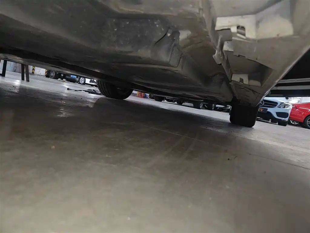 Toyota Avalon 2019 2.0L XLE Premium Edition (China VI) фото 20