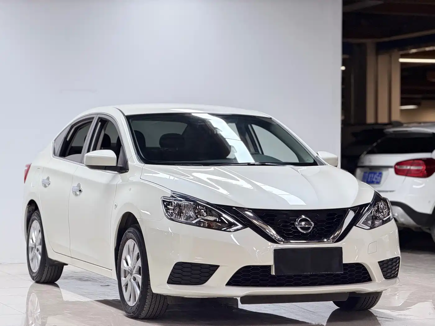 Nissan SYLPHY, миниатюра 2